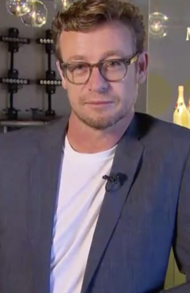 Simon Baker’s awkward response to Devil Wears Prada question during