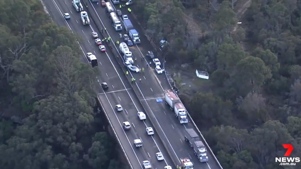 Man dead after tencar crash on Hume Highway Daily Telegraph