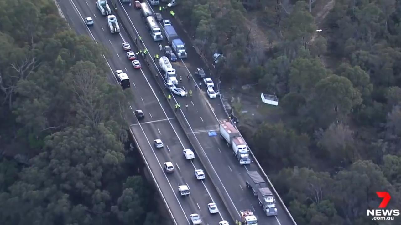 Man Dead After Ten-car Crash On Hume Highway | Daily Telegraph