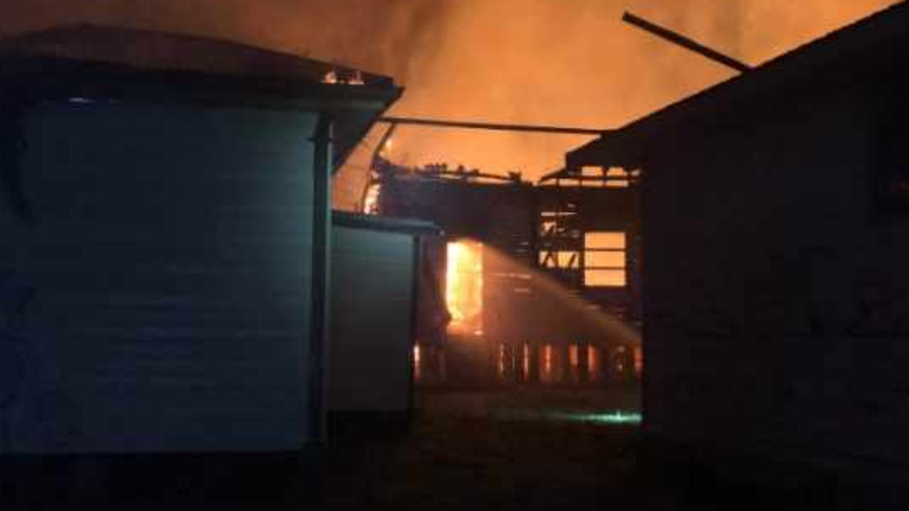 Hunter Region: Massive Fire Razes Multiple Houses | News.com.au ...