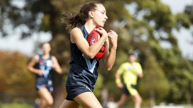 Rylie Wilcox in action for Vic Metro.