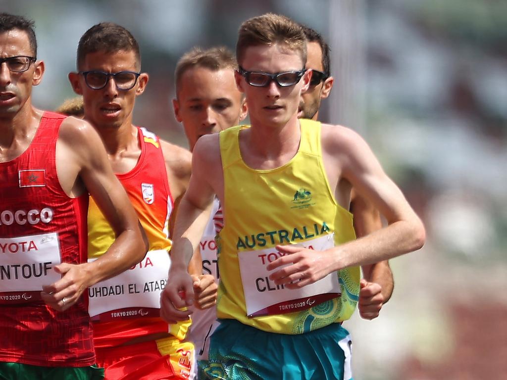 Jaryd Clifford competes in the Men's 5000m – T12 final at the Tokyo 2020 Paralympic Games. Picture: Alex Pantling/Getty Images