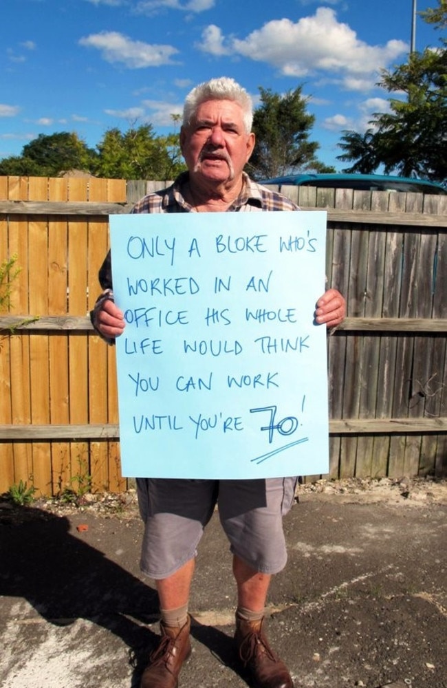 The man’s sign resonated with thousands of Aussies. Picture: Twitter