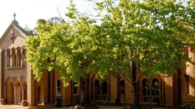 Siena College is a Catholic Girls’ school in Camberwell.