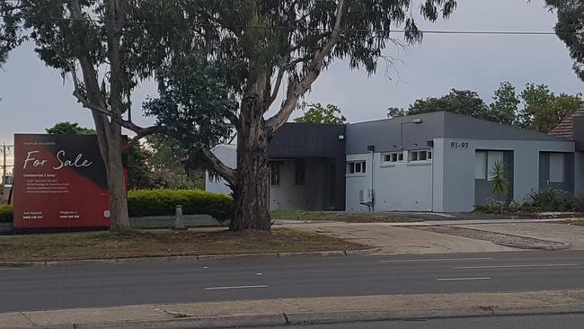 Collapsed home builder Busby Homes' Heathmont office on Canterbury Rd is up for sale. Picture: Kiel Egging.