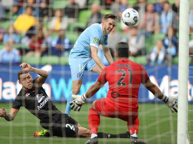 Craig Noone shoots for the net. (Photo by Robert Cianflone/Getty Images)