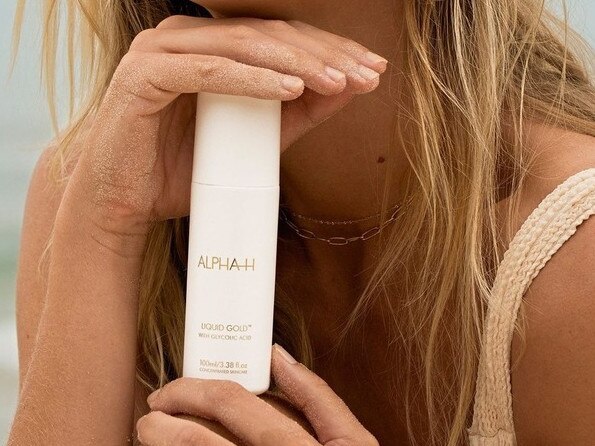 Alpha-H Liquid Gold Exfoliating Treatment with 5% Glycolic Acid. Image: Alpha-H.