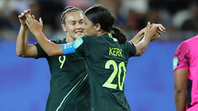 Caitlin Foord is poised to join fellow Matildas star Sam Kerr in England.