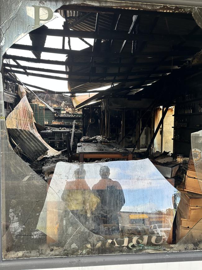 The Shy Wren bar in Penneshaw has been destroyed in a devastating fire. Picture: Supplied