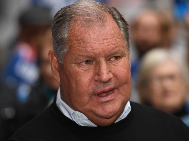 ***FILE*** A September 10, 2017 file photo of Melbourne Lord Mayor Robert Doyle is seen at the Melbourne Town Hall in Melbourne. Melbourne Lord Mayor Robert Doyle has declared his innocence as he announced he will stand down while he is investigated over sexual harassment allegations. (AAP Image/Julian Smith) NO ARCHIVING