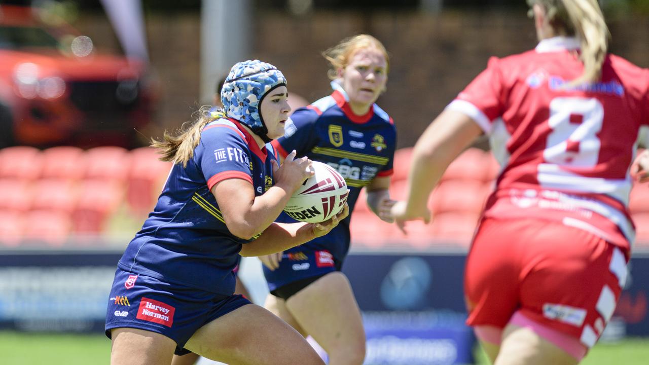 Chloe Thompson of Western Clydesdales against Wide Bay Bulls in Harvey Norman U17s round 2. Picture: Kevin Farmer