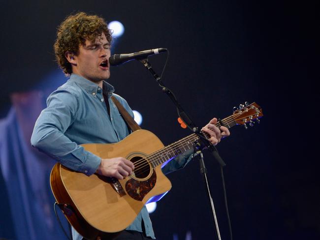 Expect the unexpected ... Vance Joy performs during Taylor Swift's 1989 world tour in Atlanta, Georgia, on October 24. Picture: Rick Diamond / Getty Images for TAS