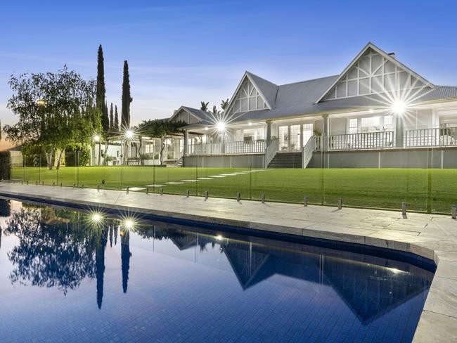 Australia's 10 Best Private Holiday Homes Announced for 2024 thanks to Stayz - perfect timing for those planning their upcoming holidays and Autumn school breaks. Pictured here is RIVER HAMPTONS – BERRI, SA