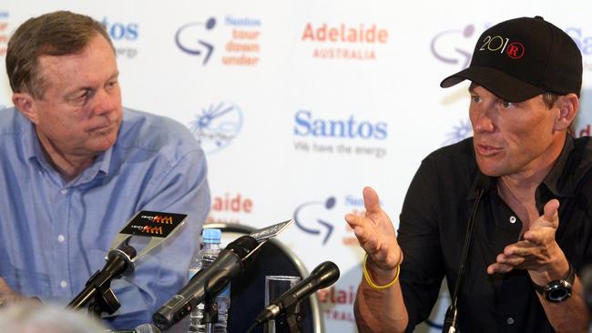 Lance Armstrong holds a Tour Down Under Press conference with then SA premier Mike Rann in 2009.