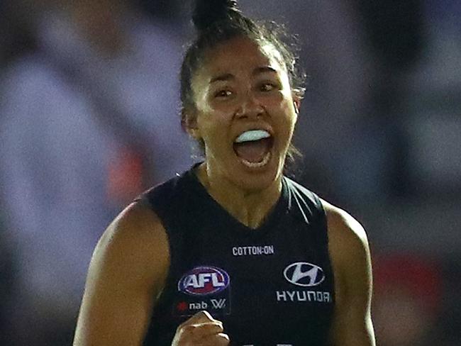 MELBOURNE, AUSTRALIA - FEBRUARY 07: Darcy Vescio of the Blues celebrates her goal during the round one AFLW match between the Richmond Tigers and the Carlton Blues at Ikon Park on February 07, 2020 in Melbourne, Australia. (Photo by Kelly Defina/Getty Images)