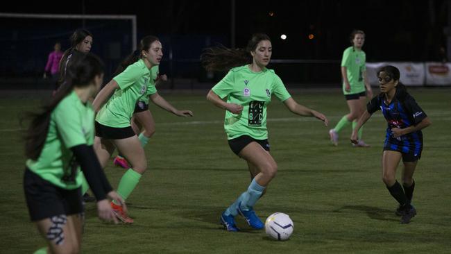 Adelaide University’s Chiara Panetta controls play. Picture: Emma Brasier