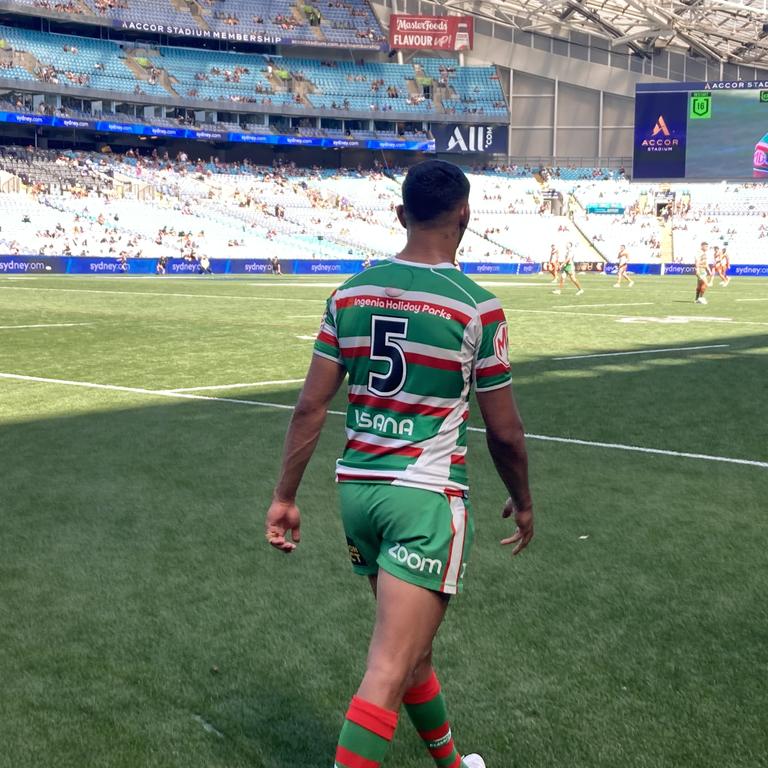 Tyrone Munro playing the State Championship in a different jersey.