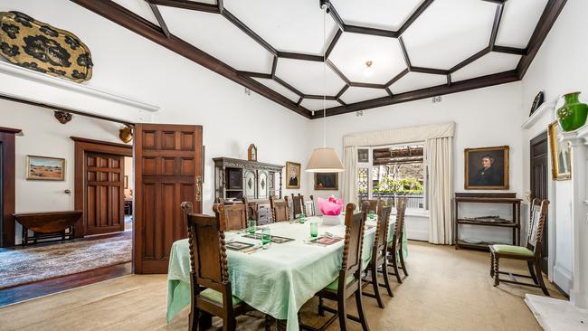 5 Fitzroy Tce, Thorngate has a stunning honeycomb pattern ceiling.