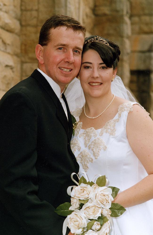 Robert Nimmo and Vicki Steptoe were wed in Gympie on November 26, 2000.