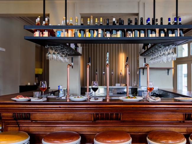 First look at restaurant Secolo Balmain.