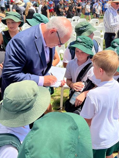 The local MP says he has been warmly welcomed back into the local community.