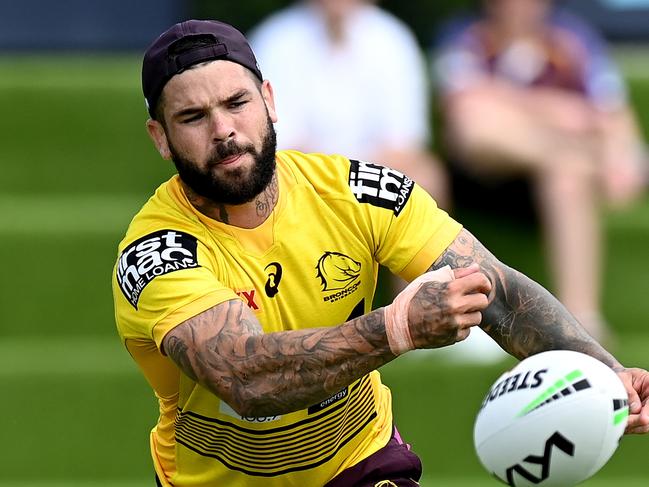 BRISBANE, AUSTRALIA - FEBRUARY 07: Adam Reynolds passes the ball during a Brisbane Broncos NRL training session at the Clive Berghofer Centre on February 07, 2022 in Brisbane, Australia. (Photo by Bradley Kanaris/Getty Images)