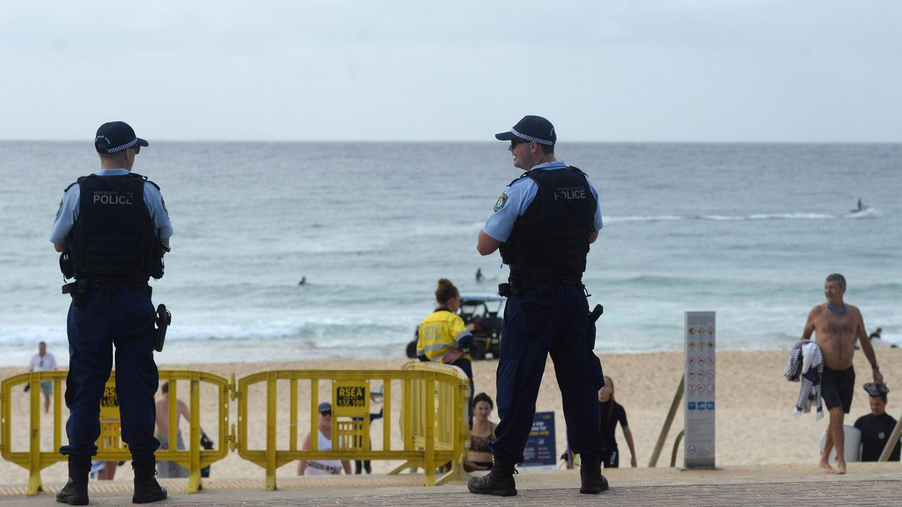 Police at Maroubra Beach. Picture: Jeremy Piper