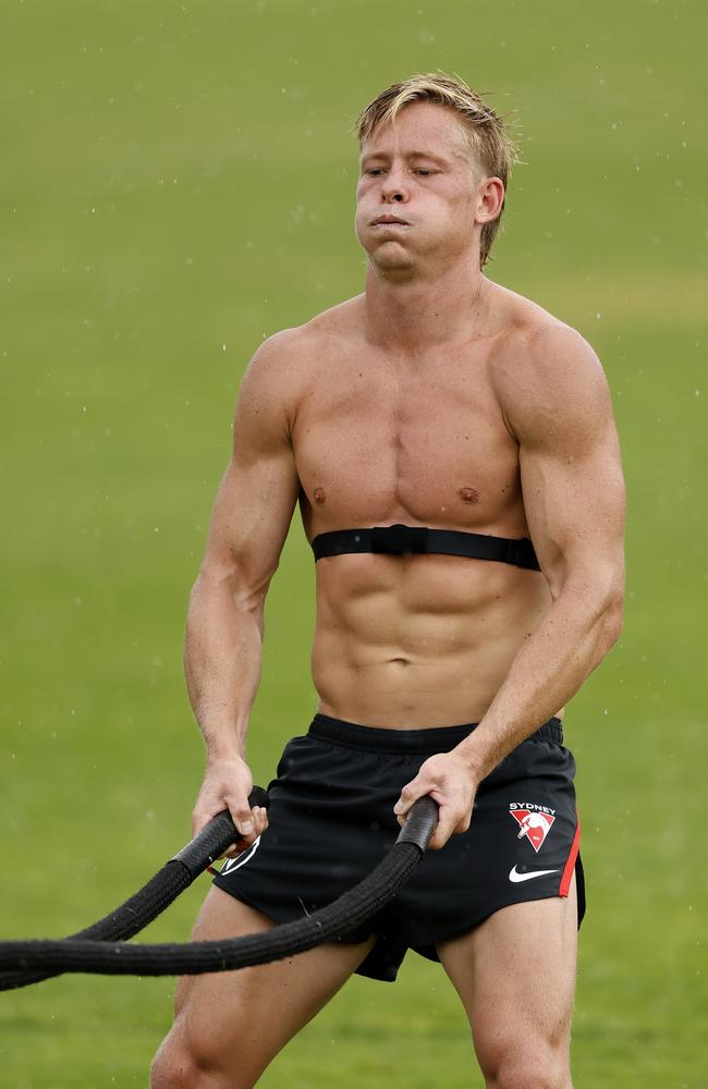 Isaac Heeney during Sydney Swans pre-season training in late 2024. Picture: Phil Hillyard