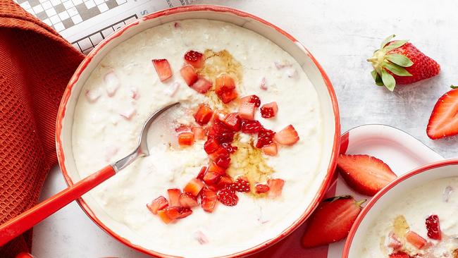 Strawberry overnight oats