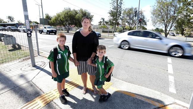 Richelle MacArthur’s sons Oliver and Lincoln attend Hercules Road State School where there have been issues with traffic. Pic: Josh Woning.