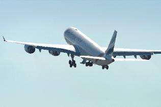 Emirates jet severaly damaged in tail-strike at Melbourne Airport now ...