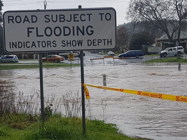 Cootamundra has experience flash flooding in the wake of heavy rainfall. Picture: Twitter (Naomi Elliott) @naomi_tweets