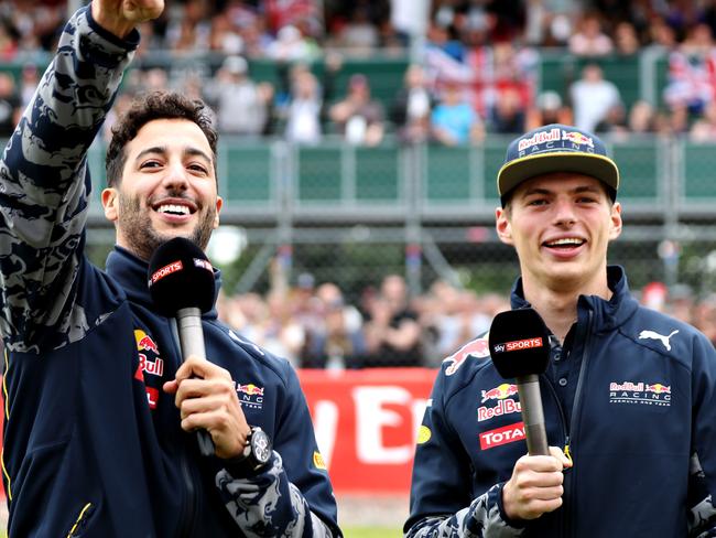 F1 Daniel Ricciardo Vs Max Verstappen: Red Bull Duel, Hungary Grand ...