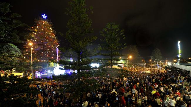 Huge crowds flocked to Frankston's Christmas Festival of Lights event in 2014.