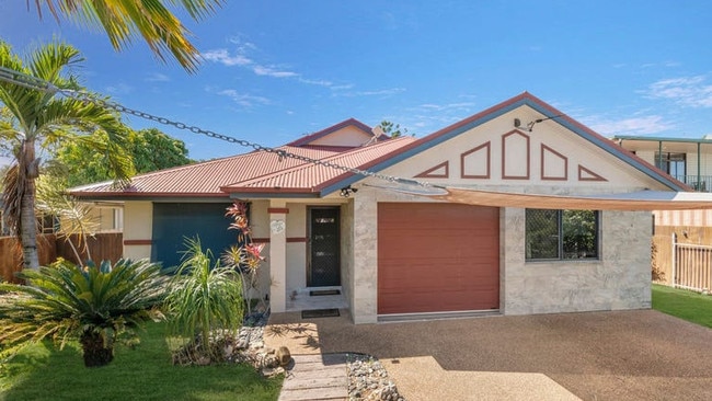 8 Coral St, Saunders Beach: three-bedroom, two-bathroom house for sale, mid $500,000s