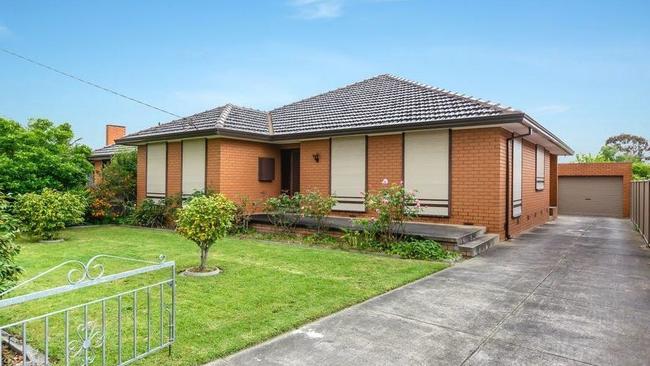 12 Fintonia Road, Noble Park is up for rent for $460 a week.