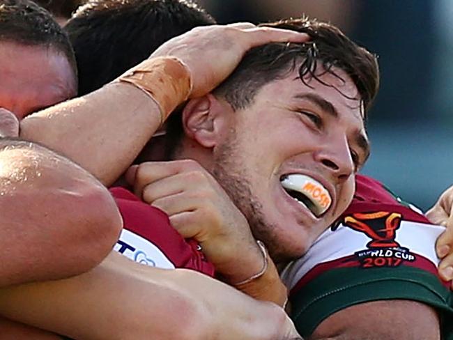 CANBERRA, AUSTRALIA - OCTOBER 29:  Lebanon players celebrate a try by Mitchell Moses during the 2017 Rugby League World Cup match between France and Lebanon at Canberra Stadium on October 29, 2017 in Canberra, Australia.  (Photo by Mark Nolan/Getty Images)