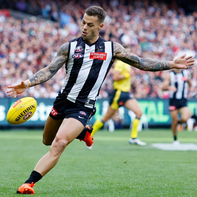 Collingwood’s Jamie Elliott in action against Essendon at the MCG on Tuesday’s AFL match. Picture: Getty Images