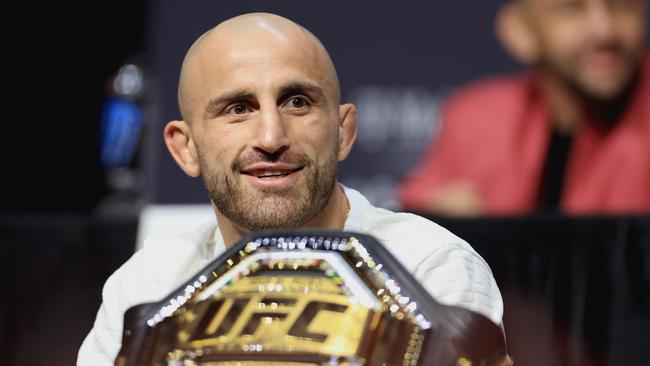 LAS VEGAS, NEVADA - JUNE 30: Alex Volkanovski participates in a press conference at T-Mobile Arena on June 30, 2022 in Las Vegas, Nevada. Carmen Mandato/Getty Images/AFP == FOR NEWSPAPERS, INTERNET, TELCOS &amp; TELEVISION USE ONLY ==