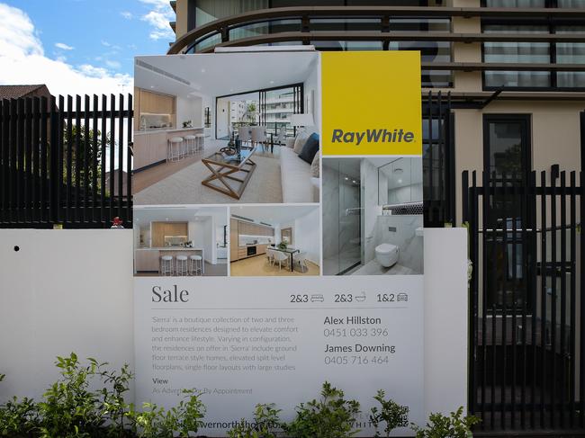 SYDNEY, AUSTRALIA - Newswire Photos October 25, 2022: A general view of a residential property with a for sale sign in the Northern Suburbs of Sydney as interest rates continue to rise. Sydneyâs house prices have become unaffordable for the average resident and some other capital cities are not far behind. Picture: NCA Newswire / Gaye Gerard