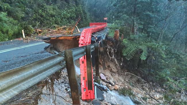 Megalong Road is closed due to a landslide about 600m south of Shipley Rd overnight. Picture: Supplied