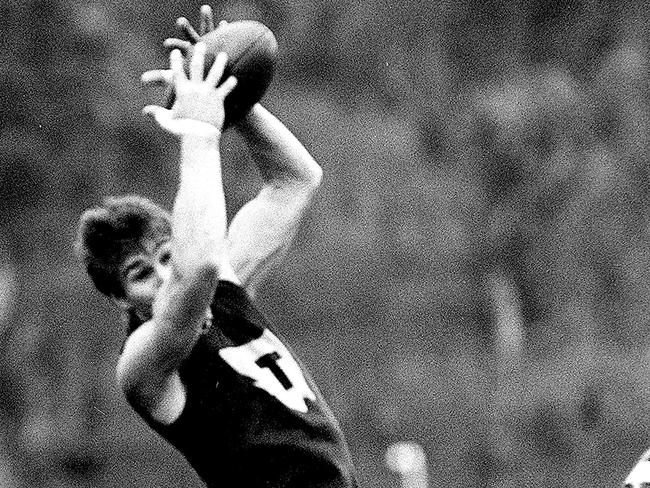 Sport Football State of Origin Tasmania versus Victoria North Hobart Oval June 1990 Alastair Lynch playing for Tasmania