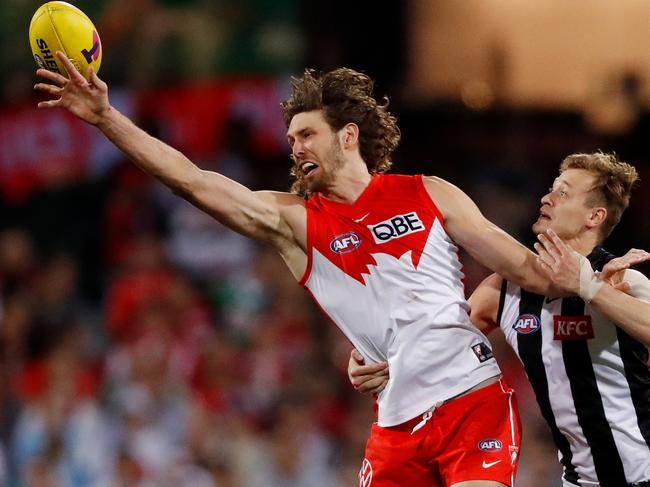 Tom Hickey is in top form. Picture: Dylan Burns/AFL Photos via Getty Images