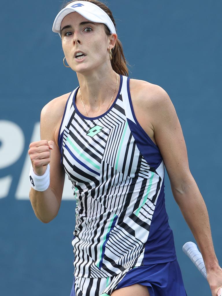 Alize Cornet isn’t very impressed.