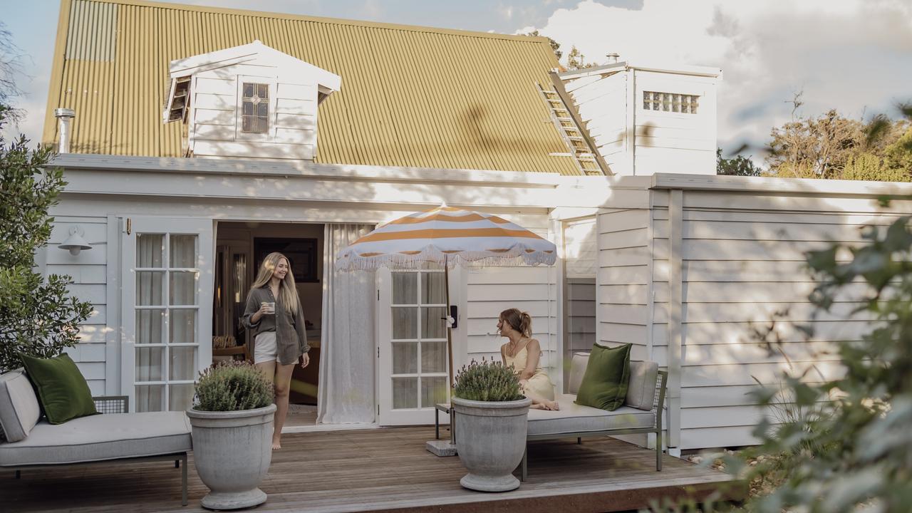 How retro beach house becomes viral star — made $100k in a year