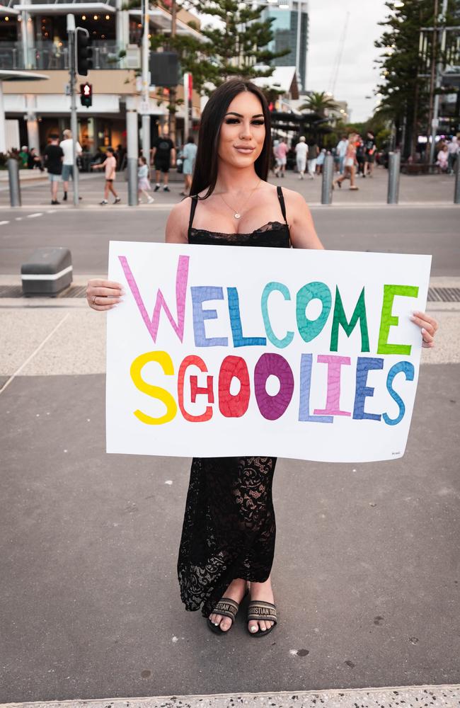 Gold Coast OnlyFans star Kay Manuel responds to Schoolies first weekend ...