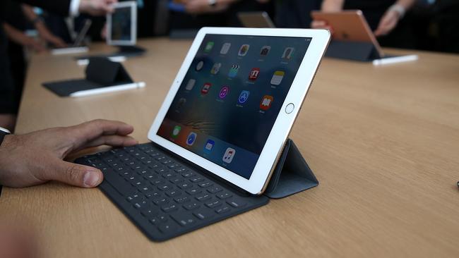 The new 9.7-inch iPad Pro and keyboard