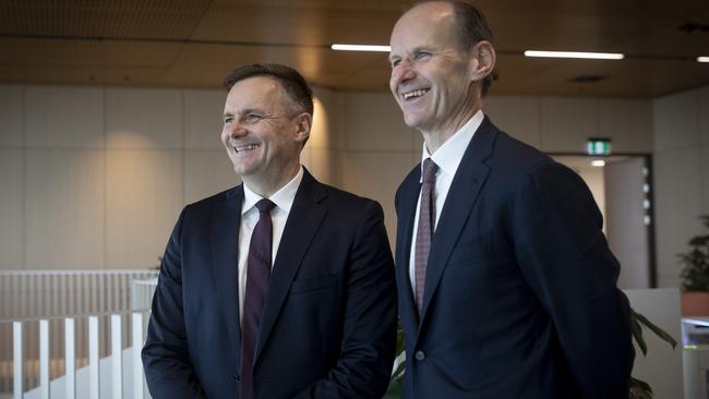 ANZ chief executive Shayne Elliott with Suncorp boss Steve Johnston after announcing the deal last year.