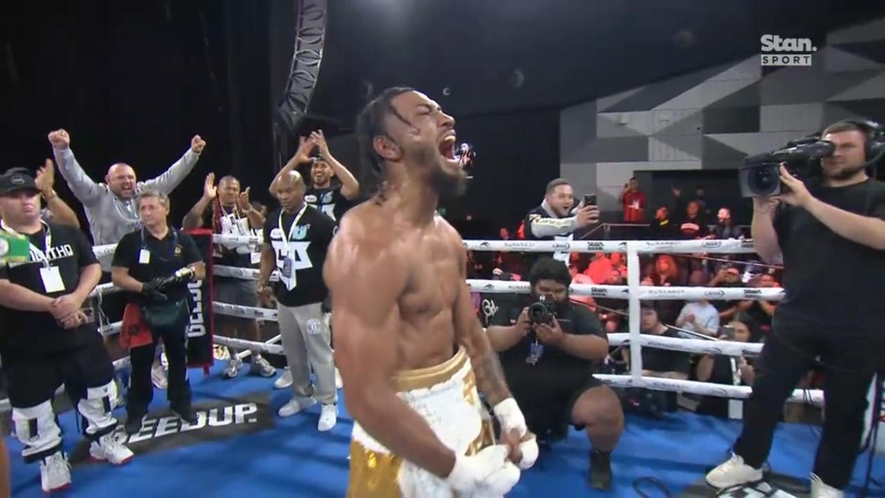 Paulo Aokuso screams after earning the victory. Photo: Stan Sport