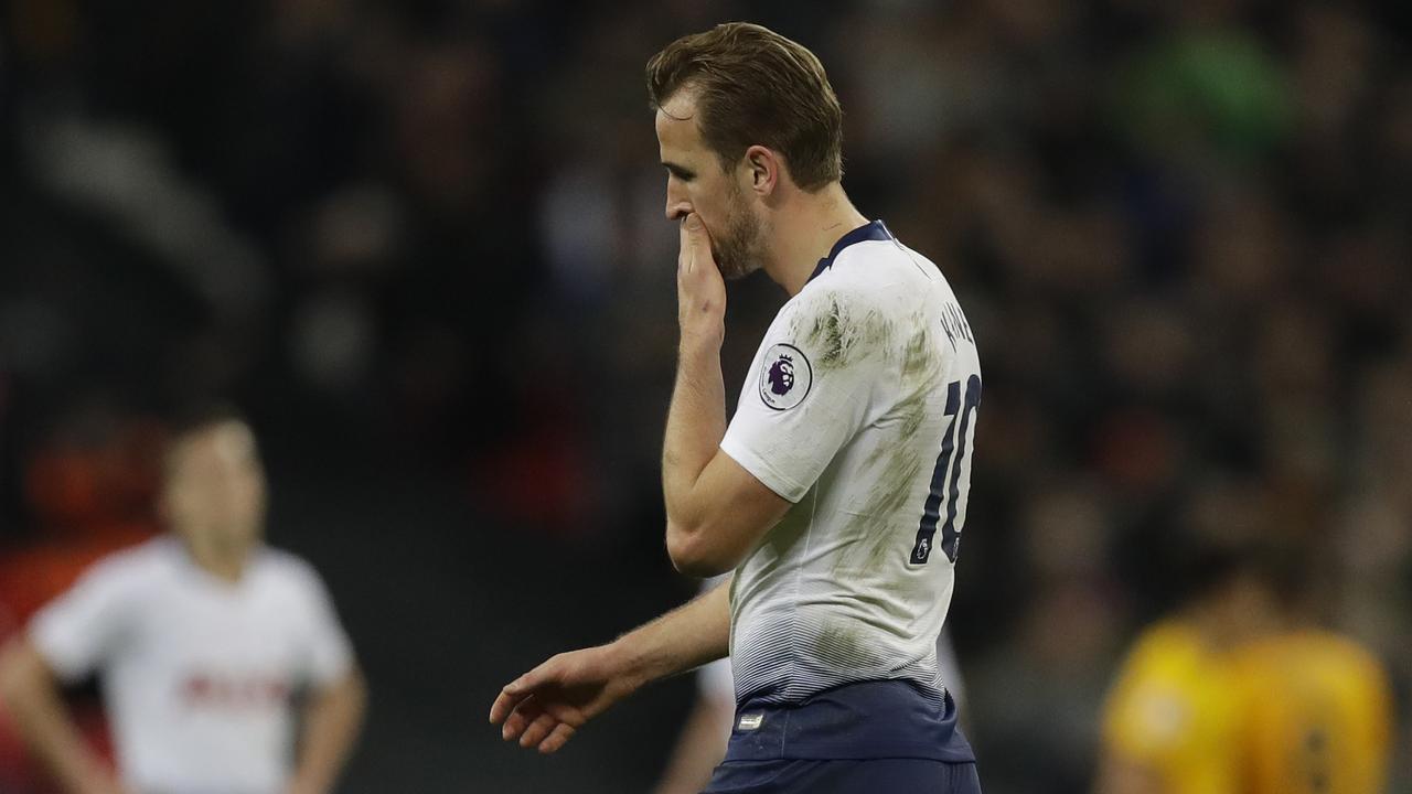 Wolves damage Tottenham's top-4 hopes with 1-0 win in EPL